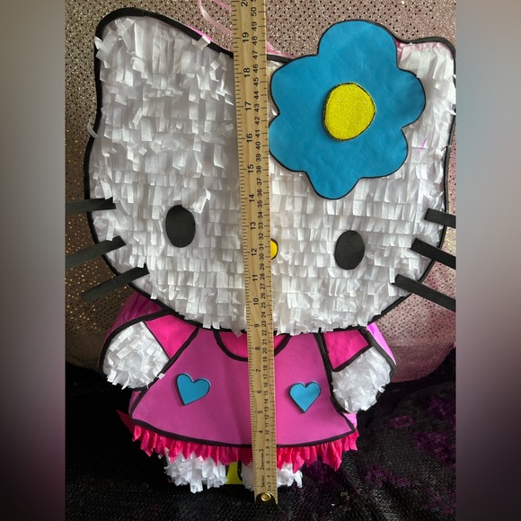 Handmade Hello Kitty Pinata - Picture 7 of 9